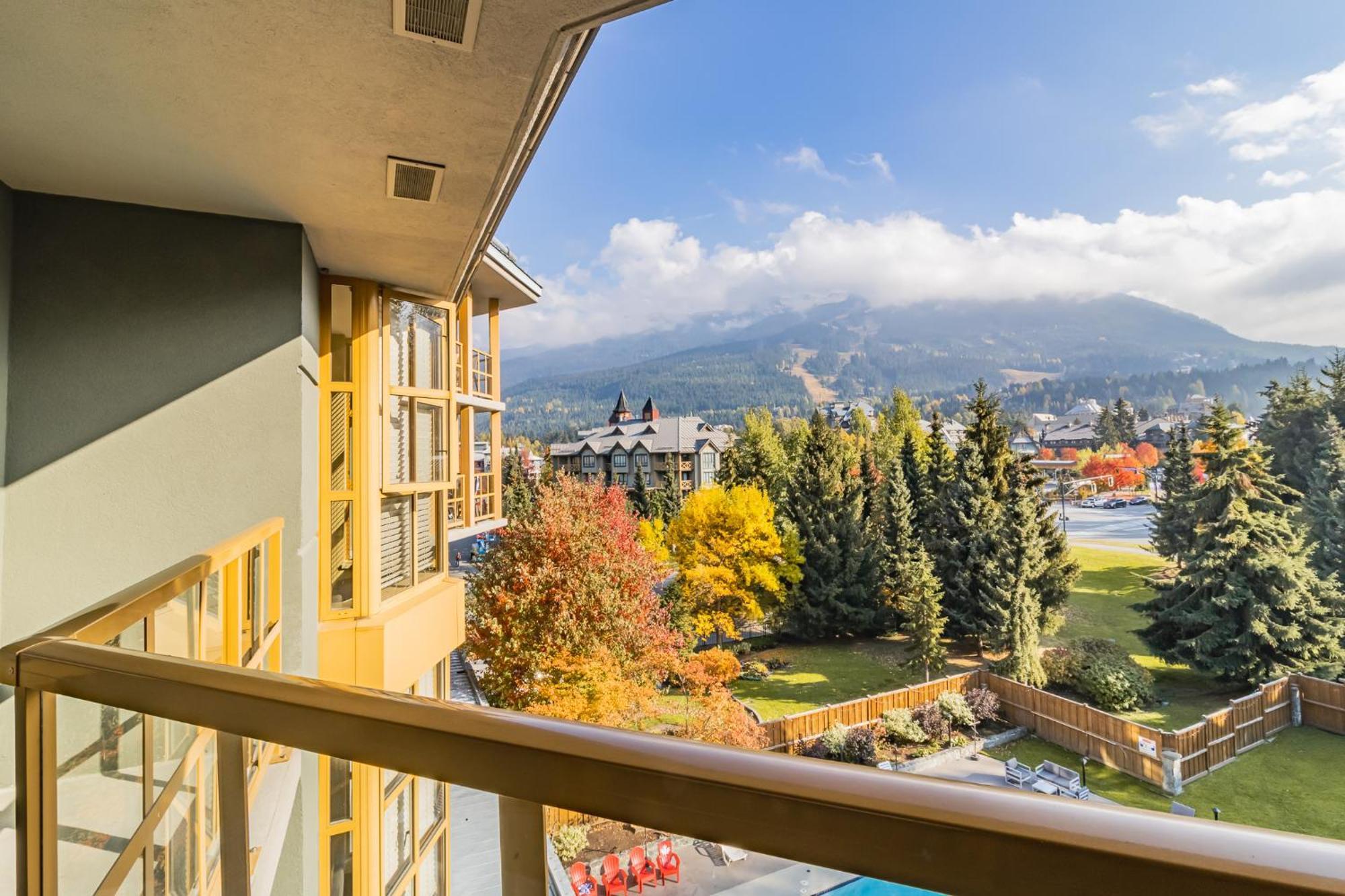 Cascade Lodge By Elevate Vacations Whistler Esterno foto