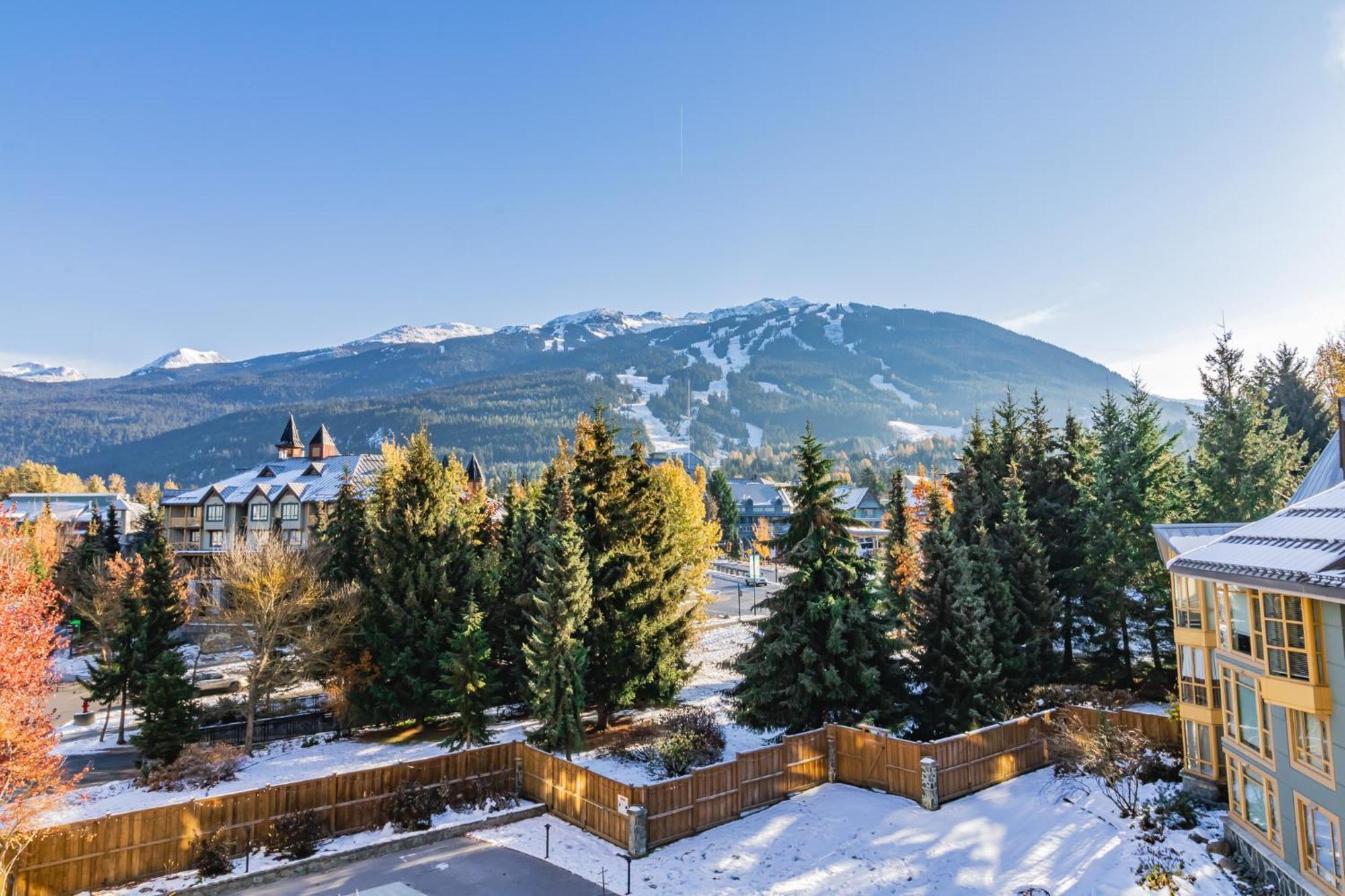 Cascade Lodge By Elevate Vacations Whistler Esterno foto