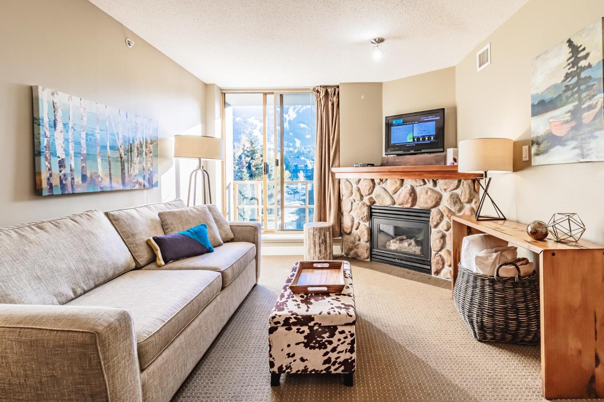 Cascade Lodge By Elevate Vacations Whistler Esterno foto