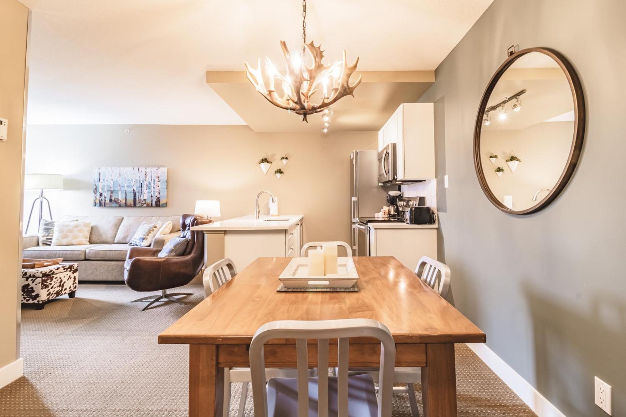 Cascade Lodge By Elevate Vacations Whistler Esterno foto