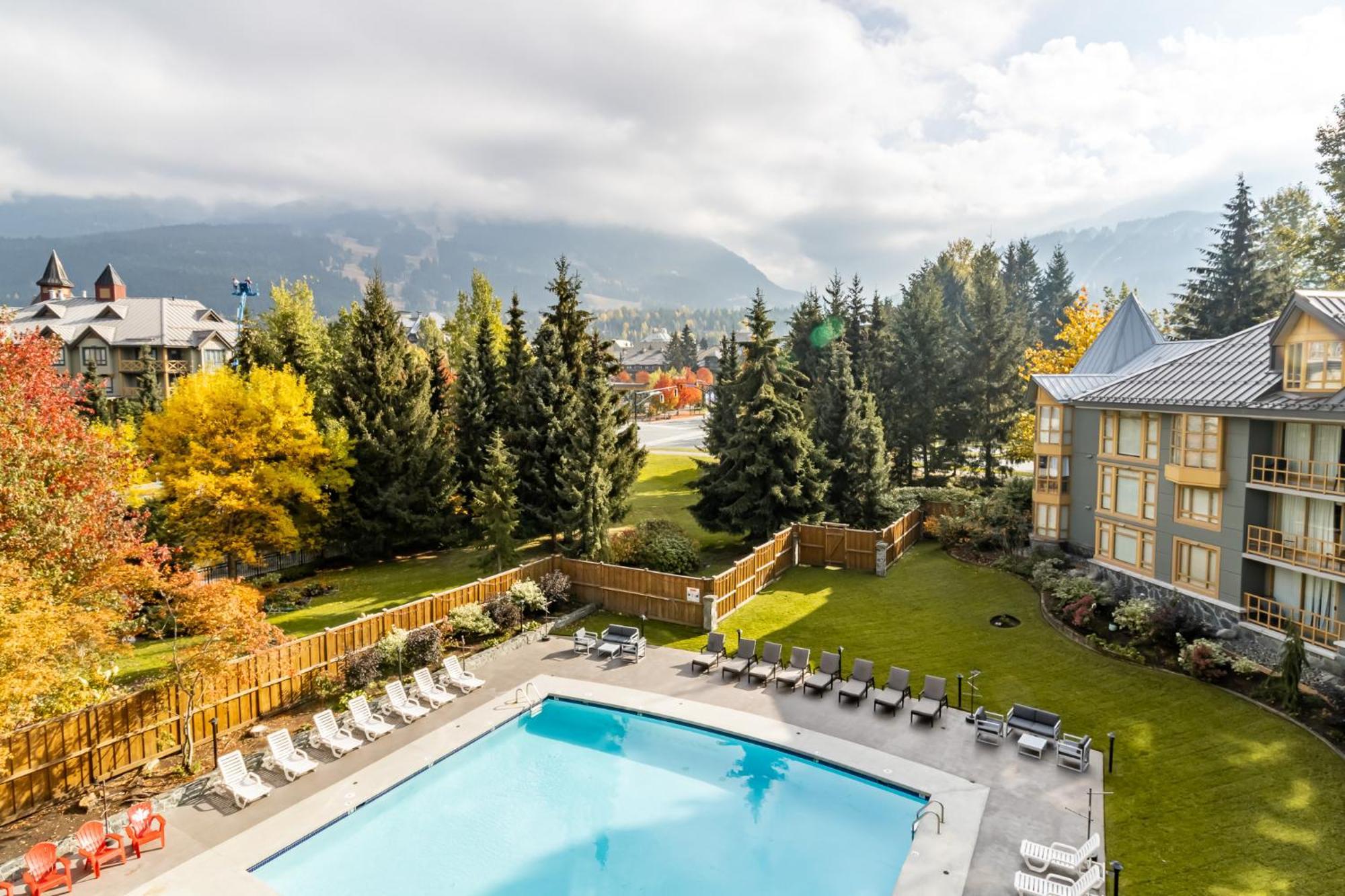 Cascade Lodge By Elevate Vacations Whistler Esterno foto