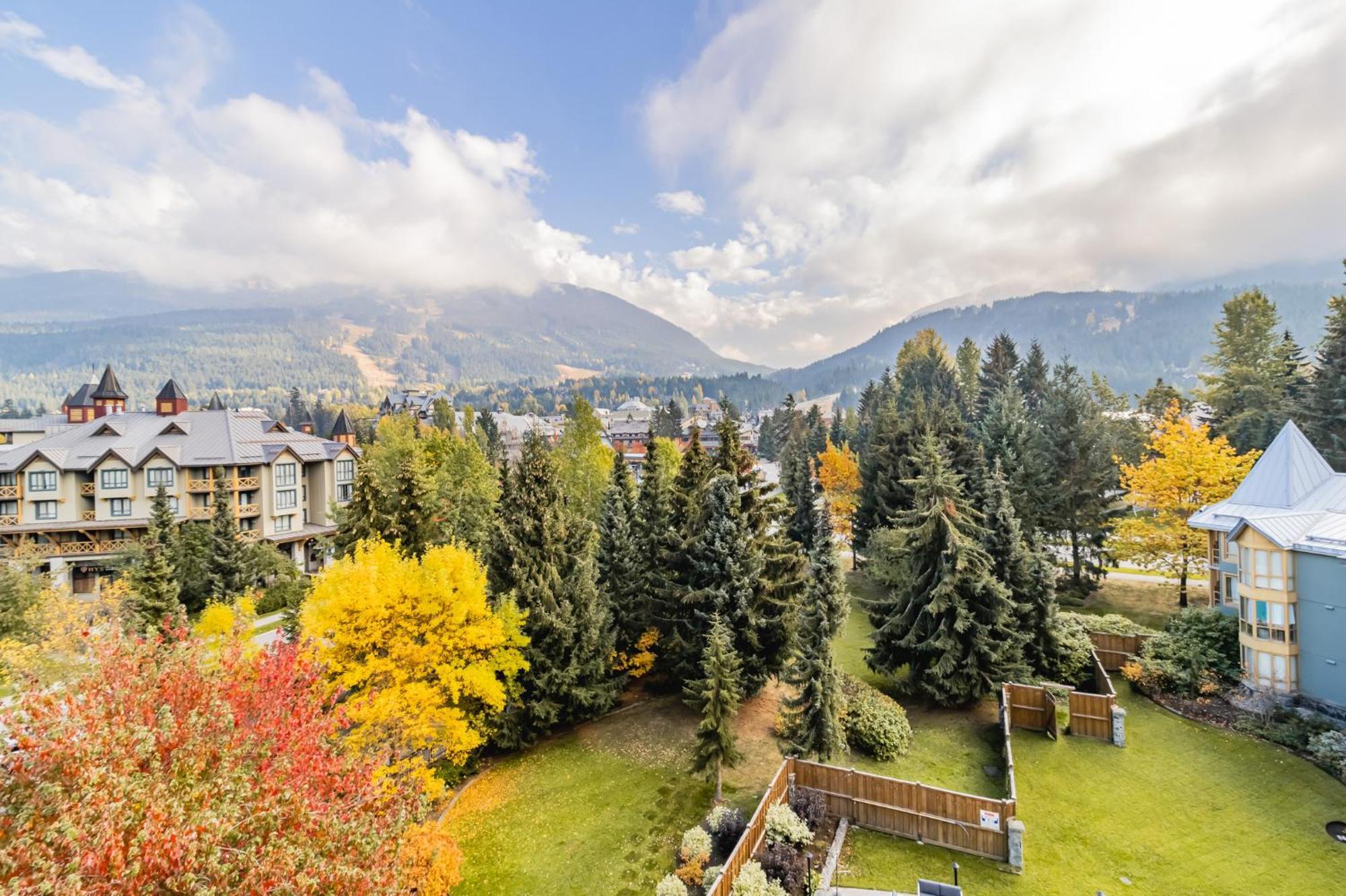 Cascade Lodge By Elevate Vacations Whistler Esterno foto